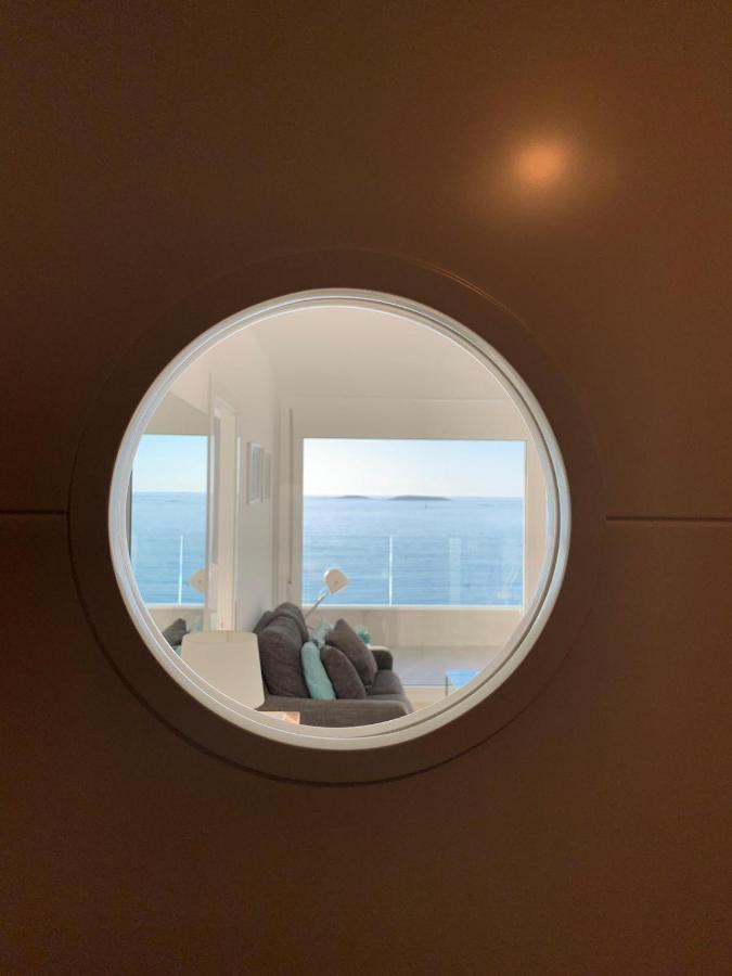 Mirando Al Mar. Playa America Nigrán エクステリア 写真